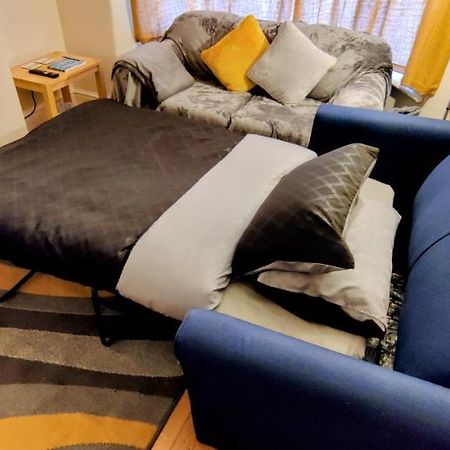 Rhubarb Terrace On The Coast - Sleeps 1-6 Villa Colwyn Bay Bagian luar foto